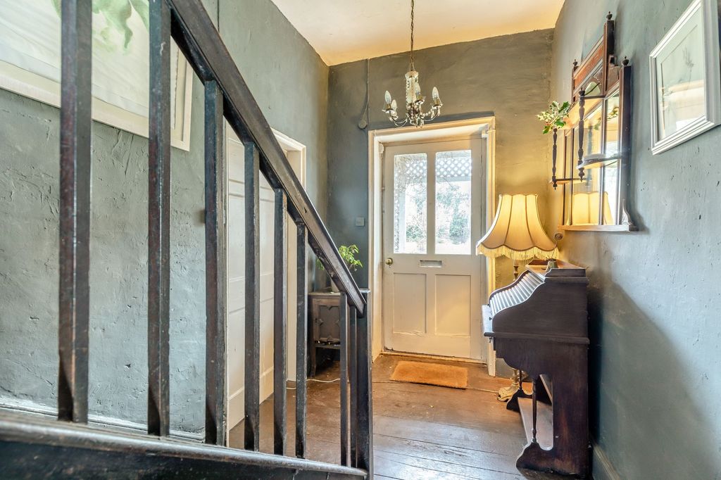 Property photo 2 of 30 P044628_02.Jpg