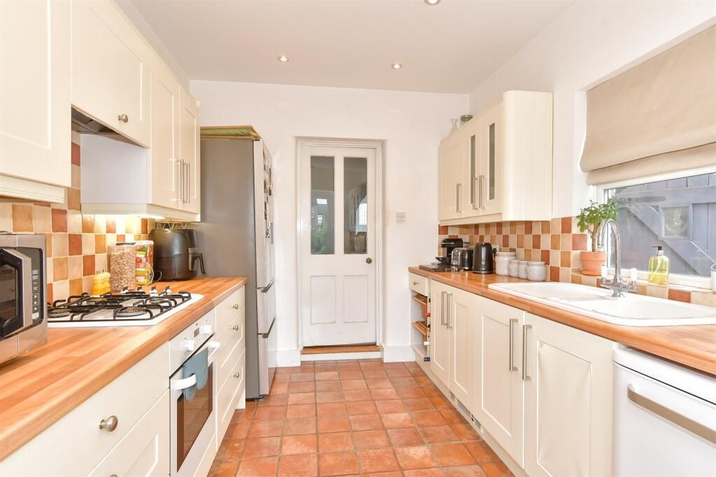 Property photo 3 of 13 B75dc056563Bf924E52d41162700c200.Jpeg