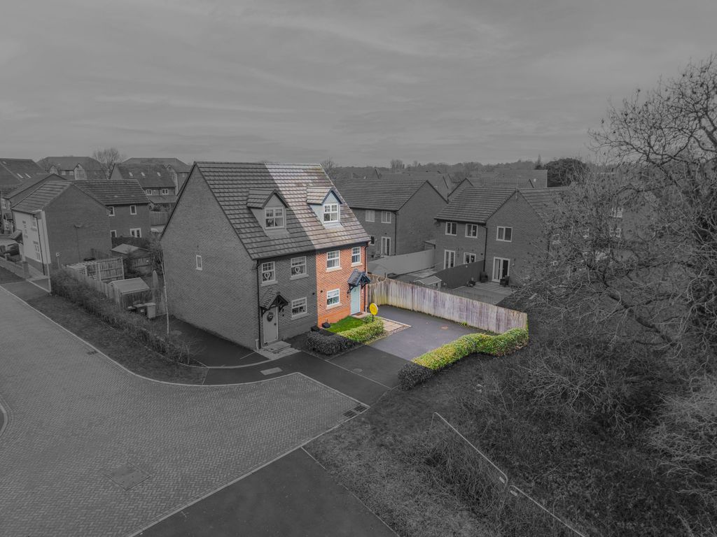 Property photo 1 of 27