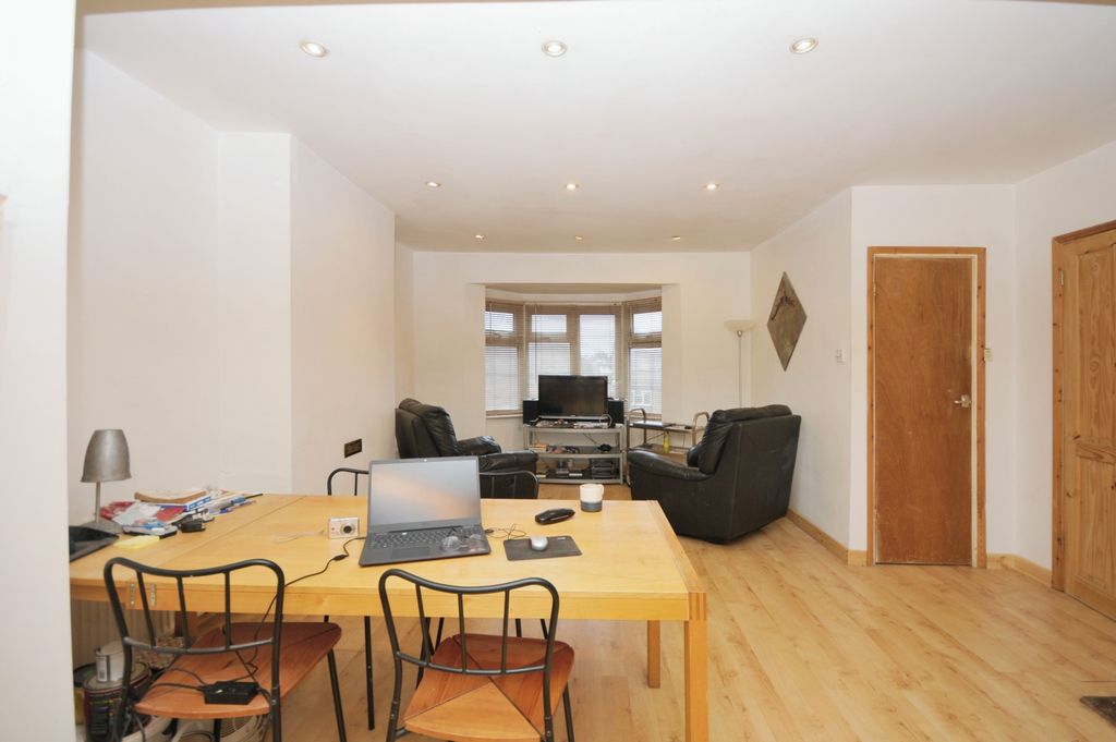 Property photo 3 of 15 Reception Room