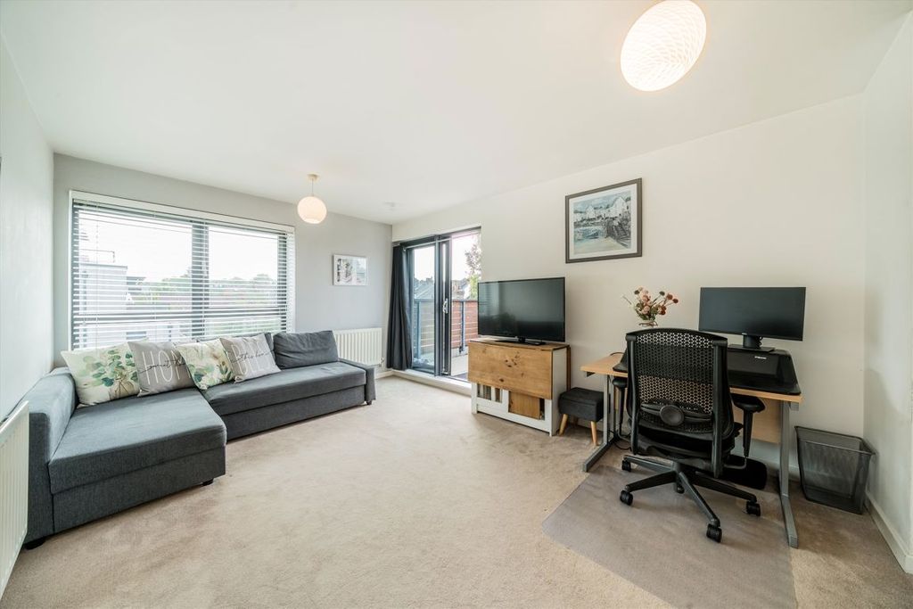 Property photo 2 of 7