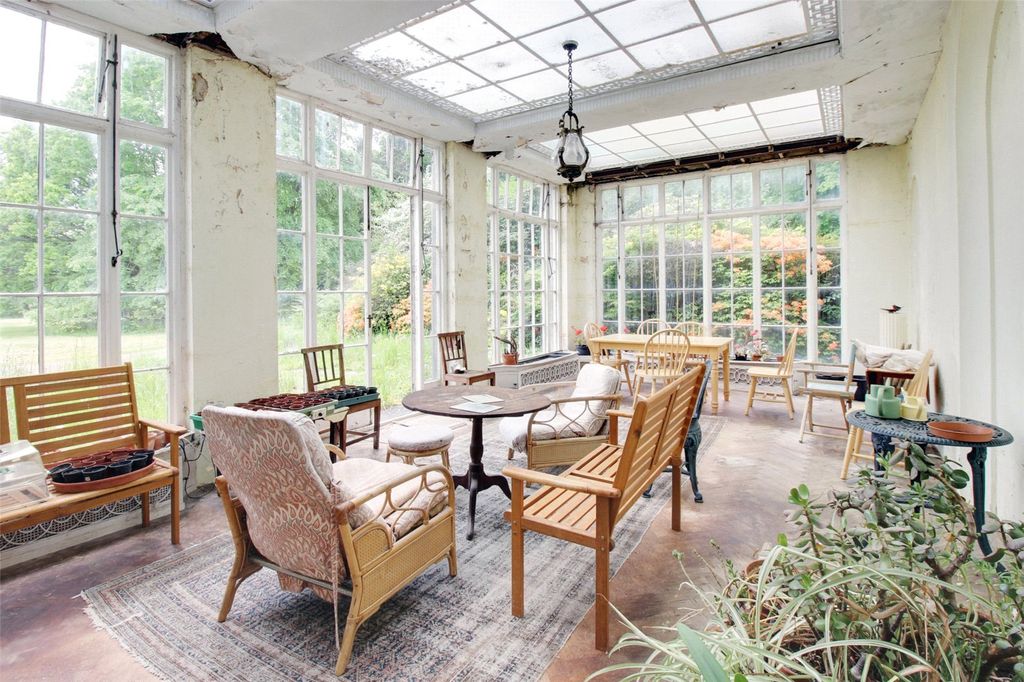 Property photo 2 of 12 Sun Room