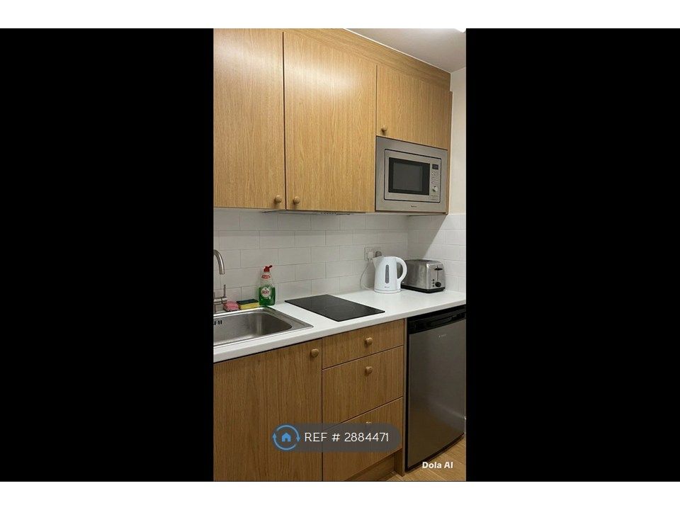 Property photo 3 of 4