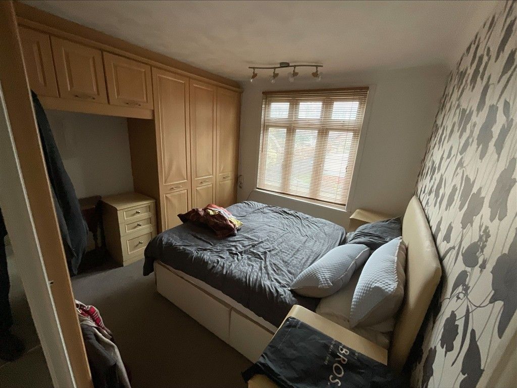 Property photo 3 of 6 Bedroom 2