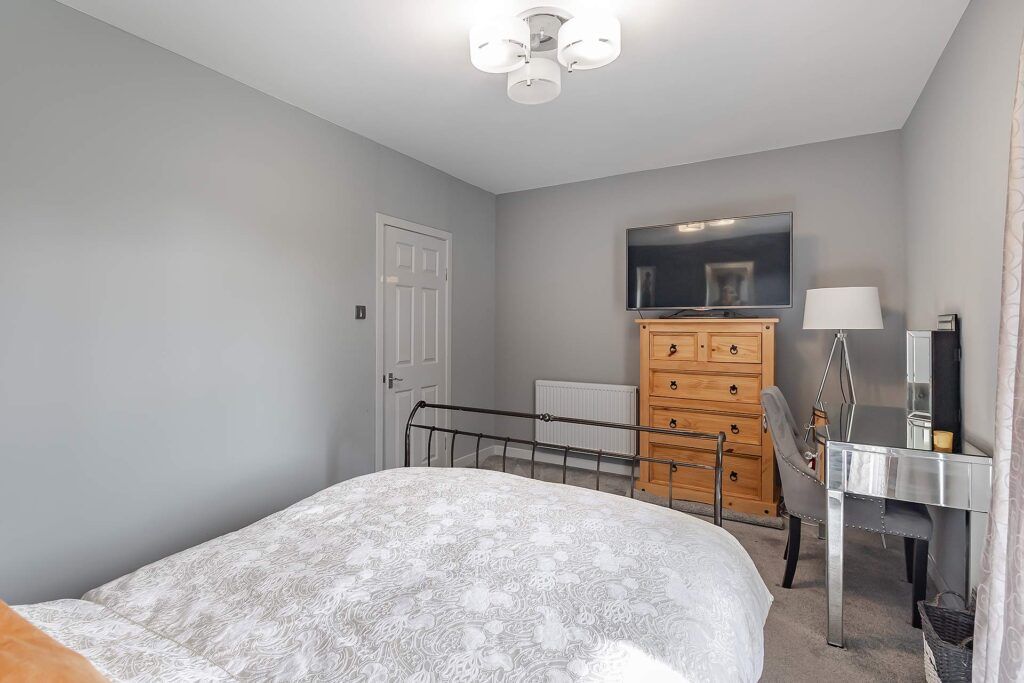 Property photo 3 of 24