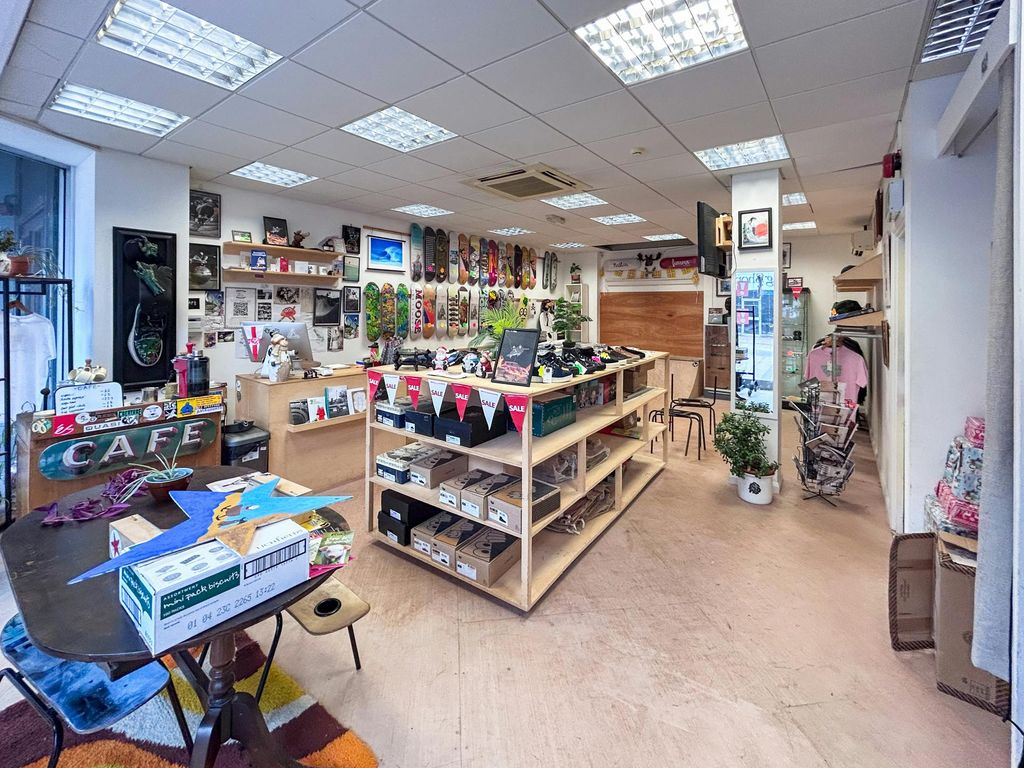 Property photo 2 of 5 1.Jpg