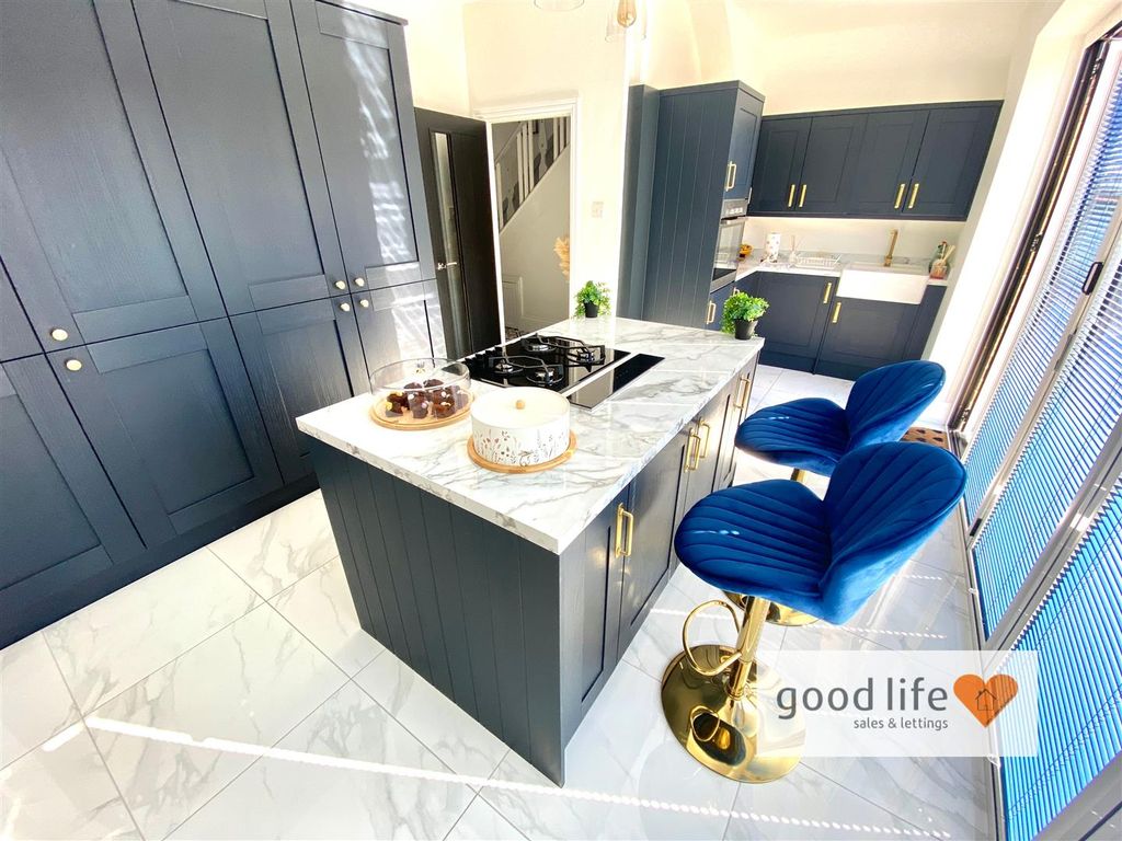 Property photo 2 of 23 20260402_131945168_Ios62Ryhopoeroad.Jpg