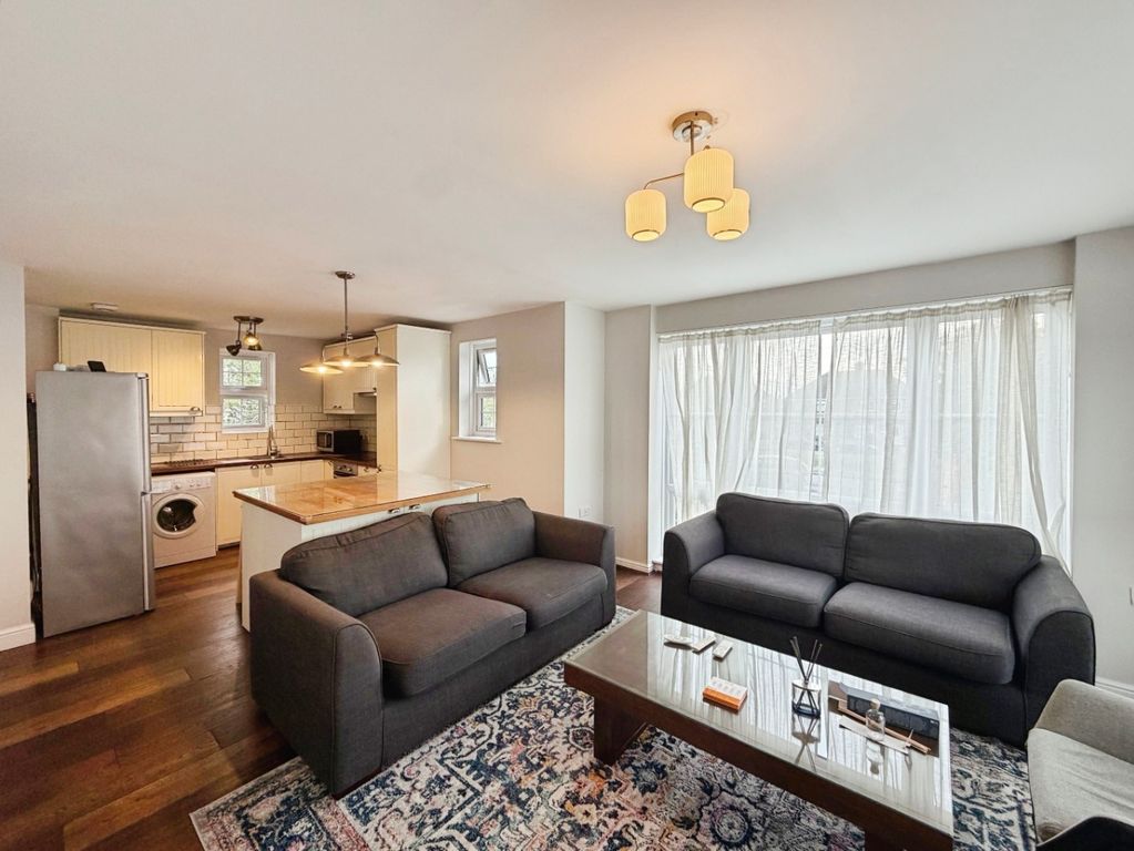 Property photo 2 of 11 5675031