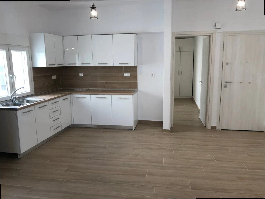 Property photo 1 of 14 For Sale Flat 75 m² In Thessaloniki