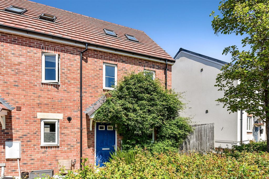 Property photo 2 of 22 Sketch_Ph1_6032340.Jpg