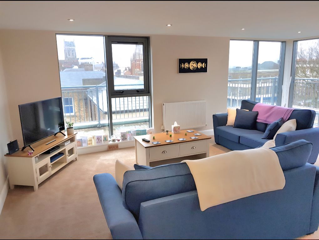 Property photo 3 of 6 1000033867