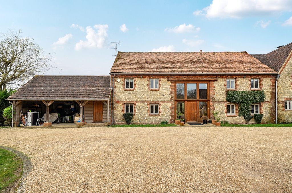 Property photo 1 of 25 1422398-30-69B2d2...