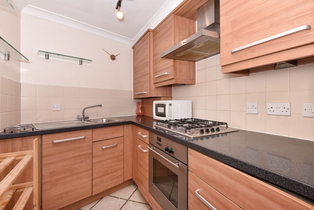 Property photo 2 of 5 242447 (2)