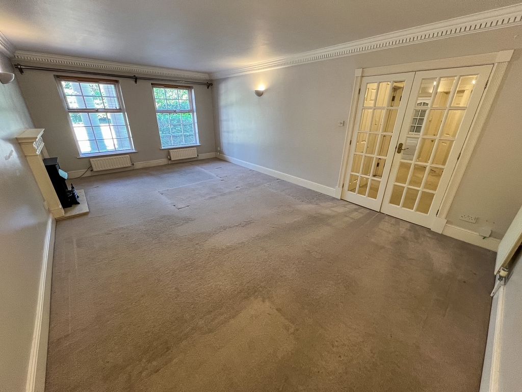 Additional image 21 of 2 bed flat for saleMolesey Park Road, East Molesey KT8