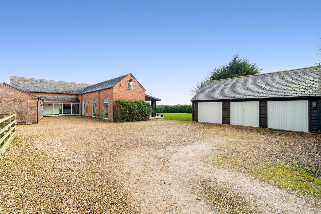 Property photo 1 of 56