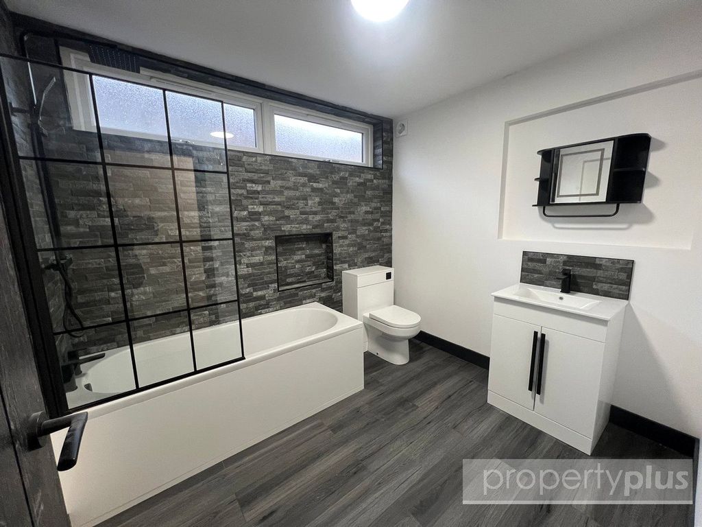 Property photo 2 of 13 Picture No. 02