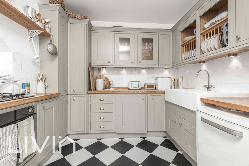 Property photo 3 of 22 025A7570