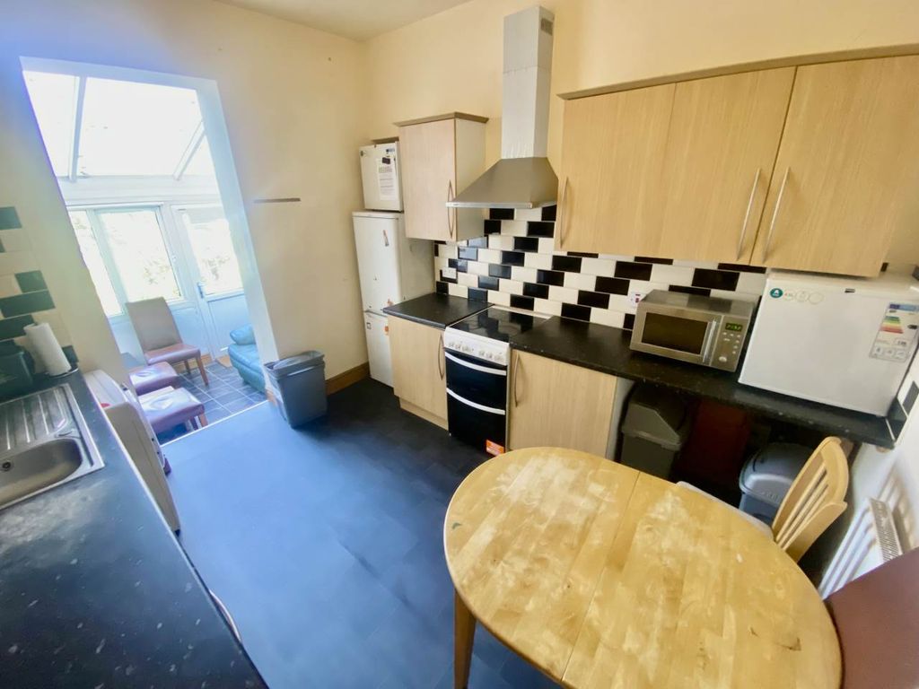Property photo 1 of 11 Img_5539