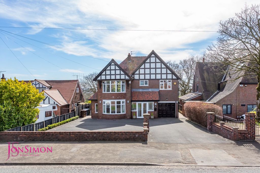 Property photo 1 of 71