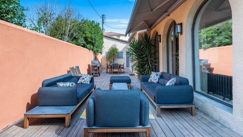 Property photo 3 of 21