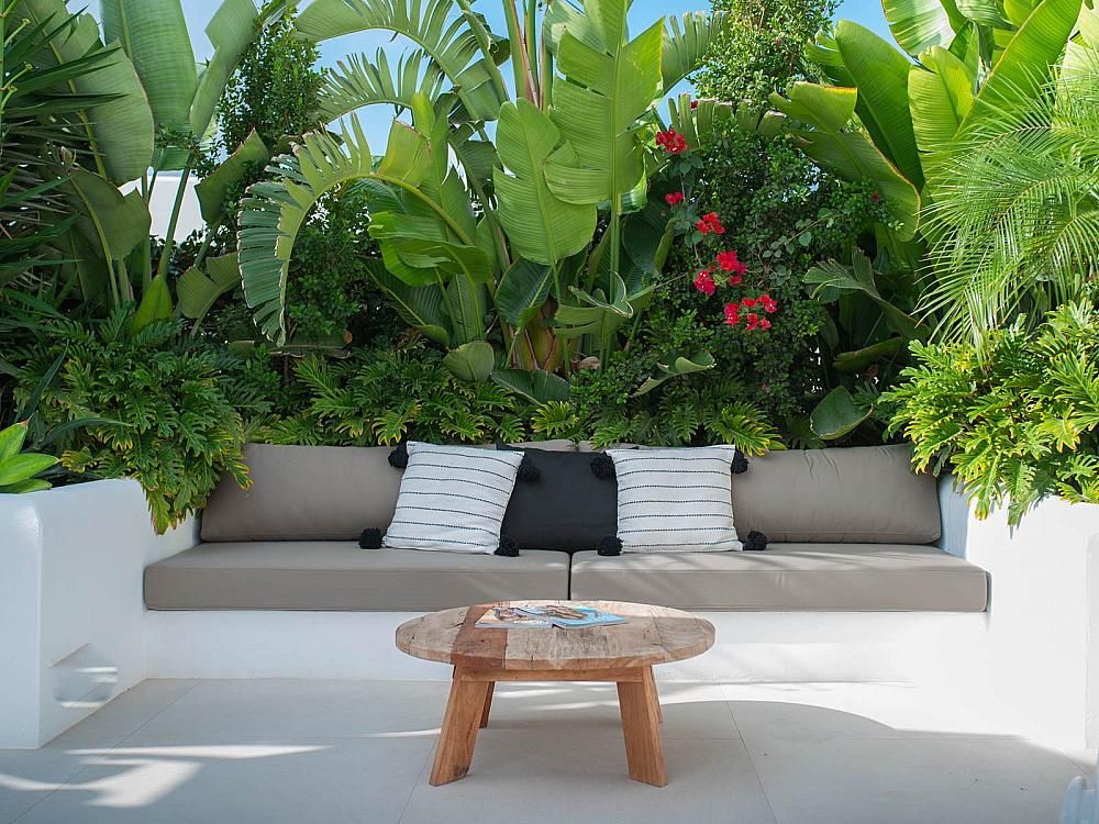 Property photo 2 of 39