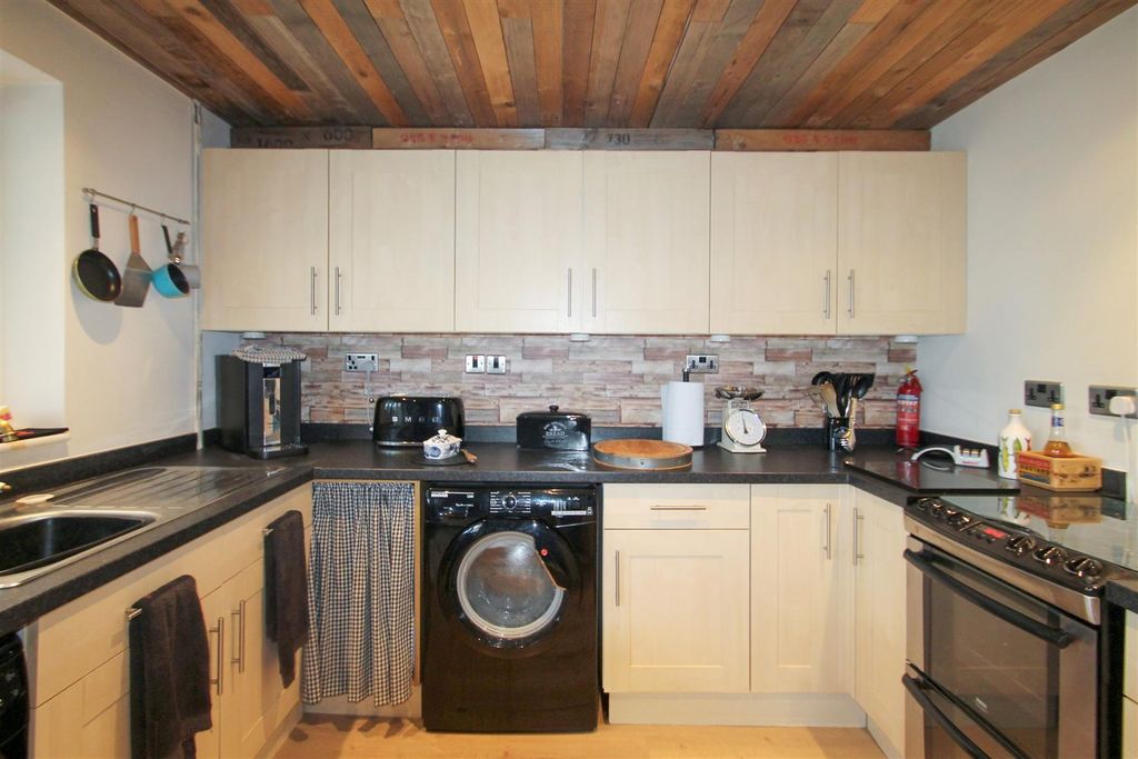 Property photo 3 of 24 Img_1161.Jpg