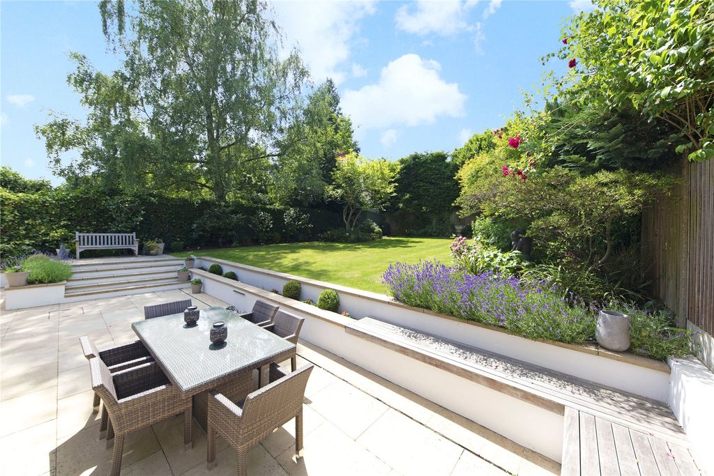 Property photo 3 of 22 Picture No. 34