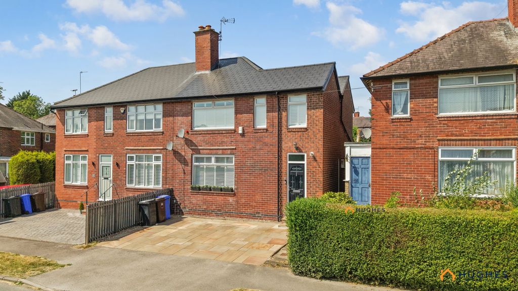 Property photo 1 of 33
