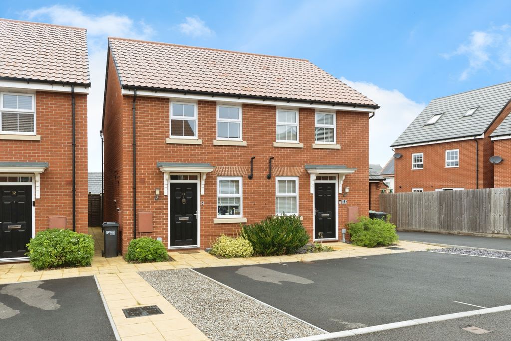 Property photo 1 of 15 Front View