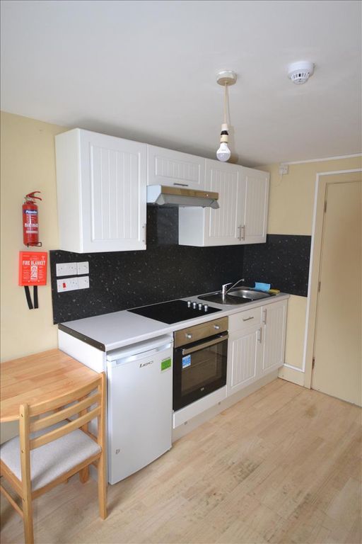 Property photo 1 of 2