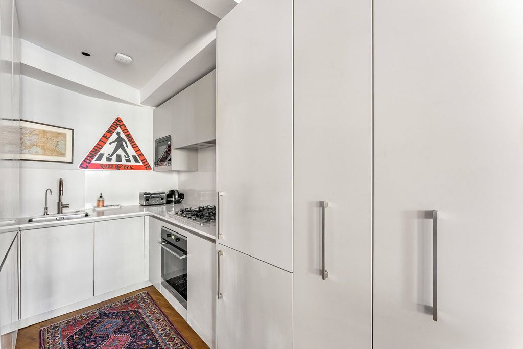 Property photo 2 of 13 Kitchen
