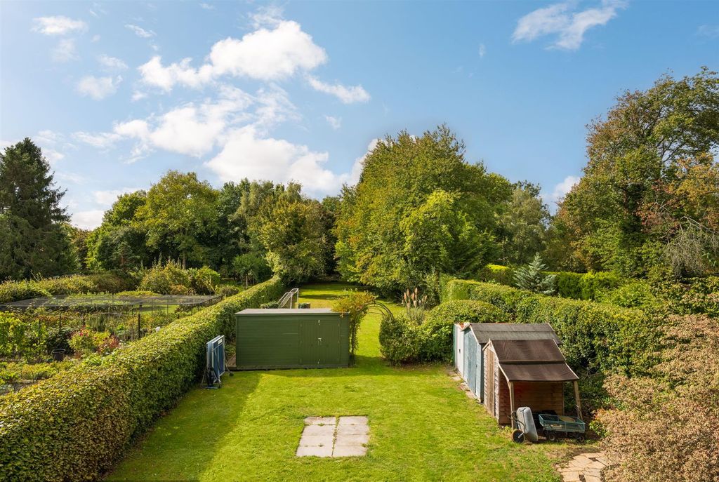 Property photo 2 of 34 Elevated View Of Garden