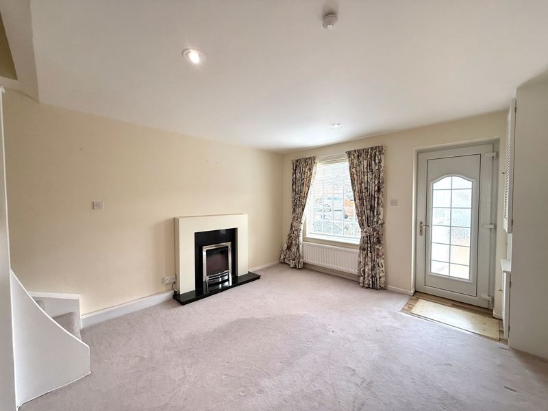 Property photo 3 of 11 Photo 9