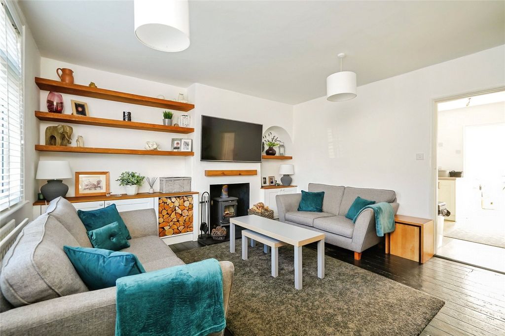 Property photo 3 of 23 Picture No. 16