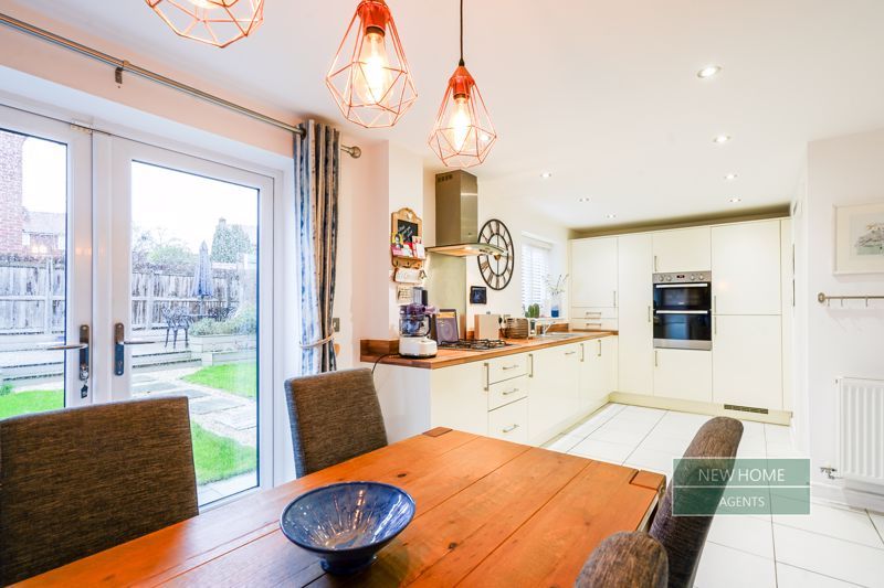 Property photo 2 of 32 Photo 14