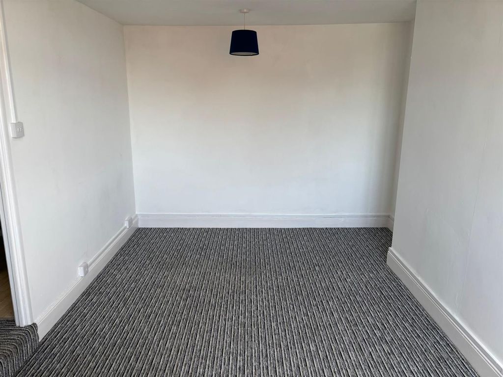 Property photo 2 of 5 Xbvv3889.Jpg