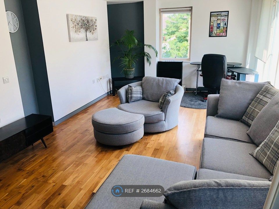 Property photo 3 of 11