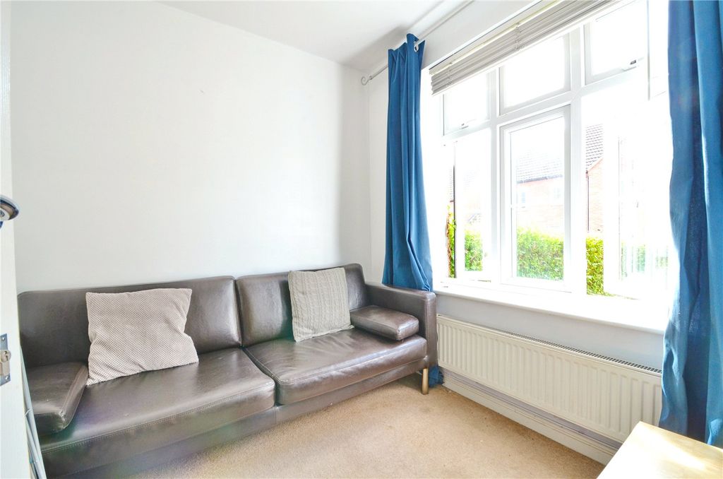 Property photo 3 of 6 Picture No. 04