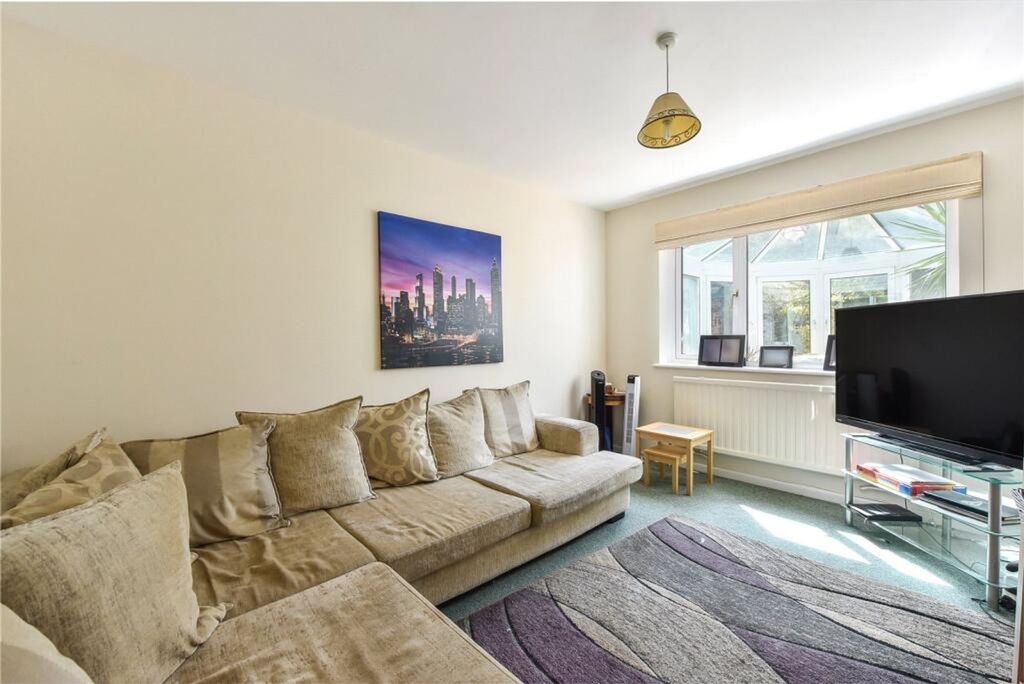 Additional image 10 of 5 bed detached bungalow for salePulens Lane, Petersfield GU31