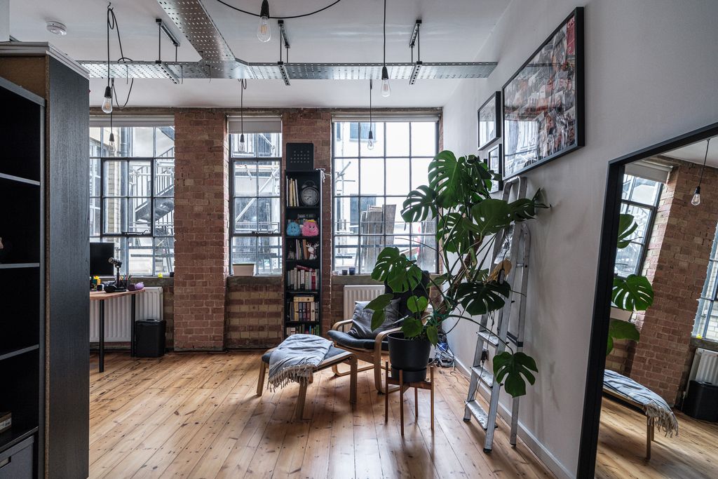 Property photo 1 of 27 Rampart-Street-25-26_54645439579_O.Jpg