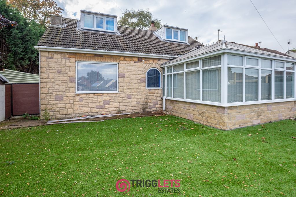 Property photo 2 of 26