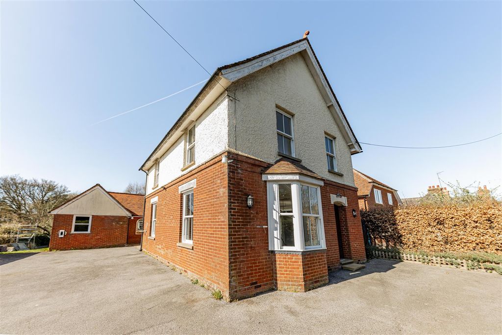 Property photo 3 of 31 L J Imaging-41.Jpg