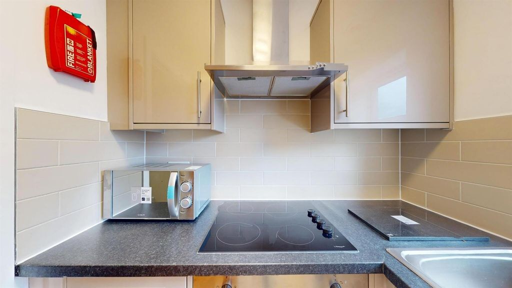 Property photo 3 of 10 687E457d5470c520E2713d9d_cc018A1c61298029318595A52