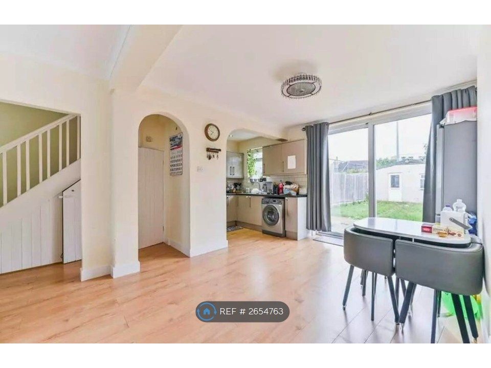 Property photo 1 of 13 Living Area