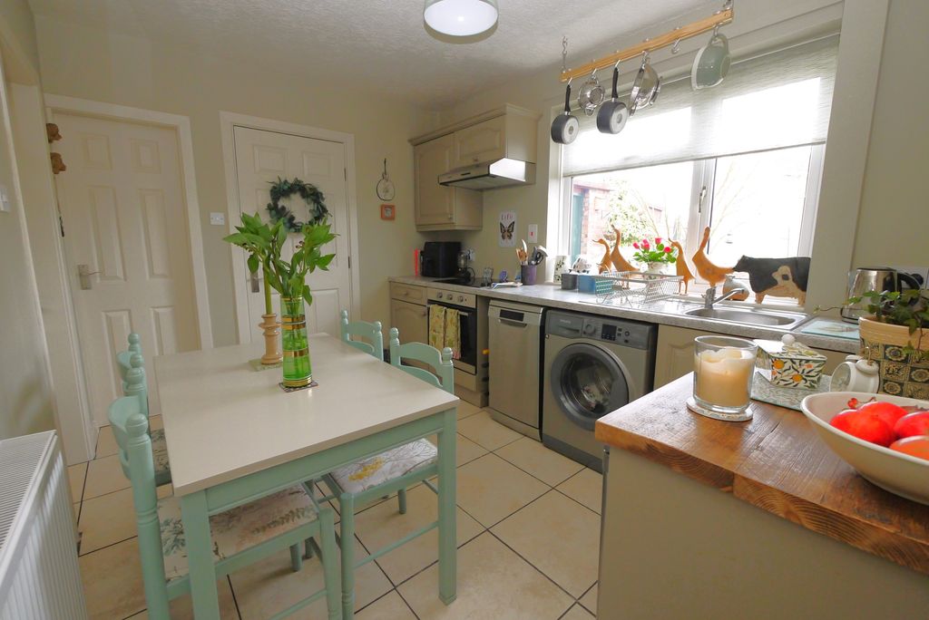 Property photo 3 of 14 5