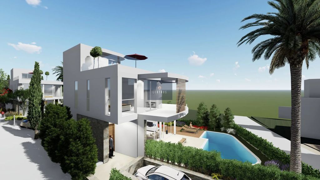 Property photo 2 of 8