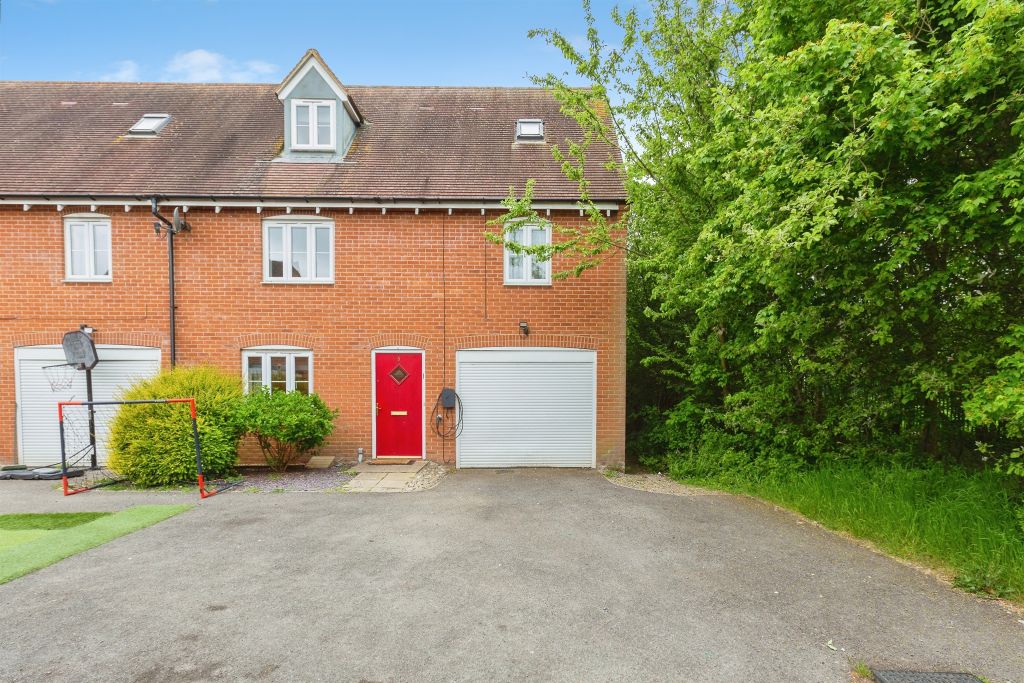 Property photo 1 of 24