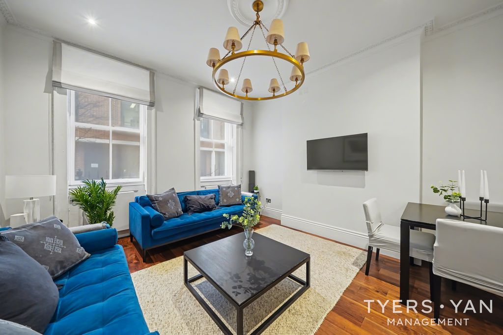 Property photo 1 of 19 Reception Room