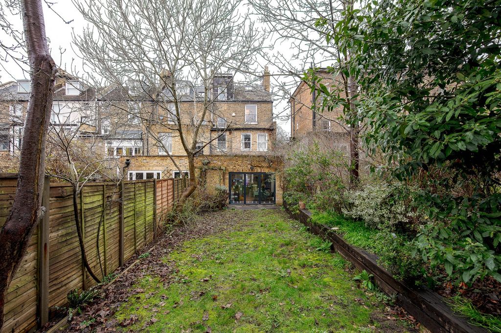 Property photo 2 of 4