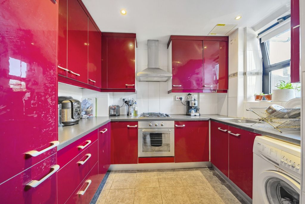 Property photo 1 of 12 1189147 (4)